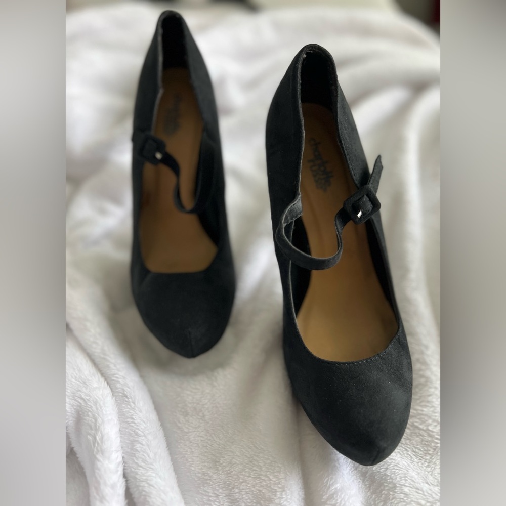 Charlotte Russe Black Platform Heels size 7